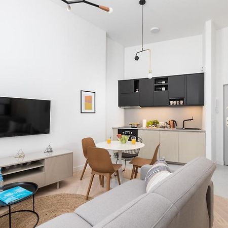 Boduena 4 - Elegant Apartment In Warsaw Centre By Noclegi Renters 외부 사진